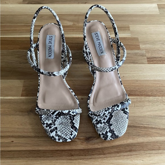 Steve Madden Snake Print Sandals - Picture 1 of 4